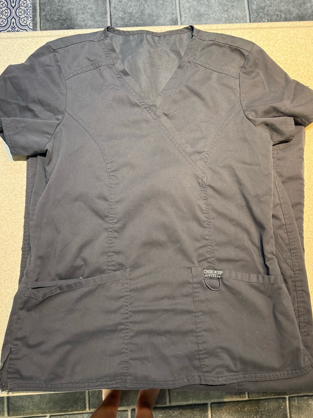 Cherokee Womens Gray V-Neck Medical Scrub Set Small top/XS bottom